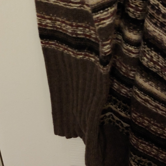 Eddie Bauer Grey Pattern Cardigan - Picture 4 of 4